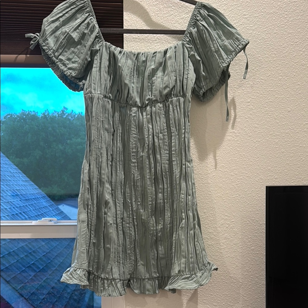 Kimchi Blue Claudette Crinkle Babydoll Mini Dress